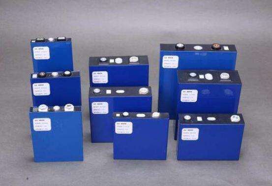 1GWh！中國鐵塔2021-2022年磷酸鐵鋰換電電池招標！