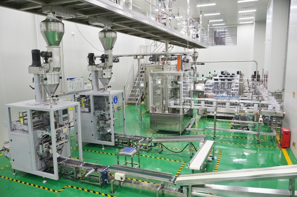 走進雅泰乳業(yè)，探秘十萬級無塵車間生產(chǎn)線